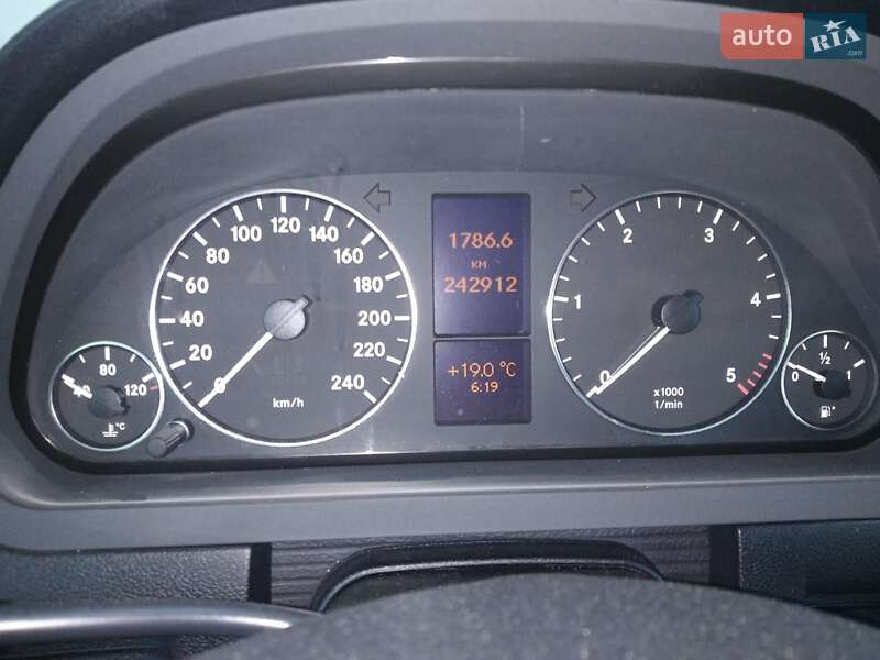 Хетчбек Mercedes-Benz A-Class 2009 в Чернівцях