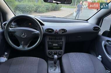 Хэтчбек Mercedes-Benz A-Class 2004 в 