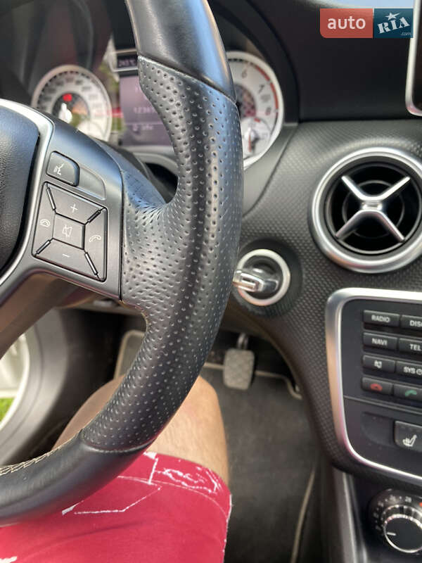 Хэтчбек Mercedes-Benz A-Class 2012 в Ивано-Франковске