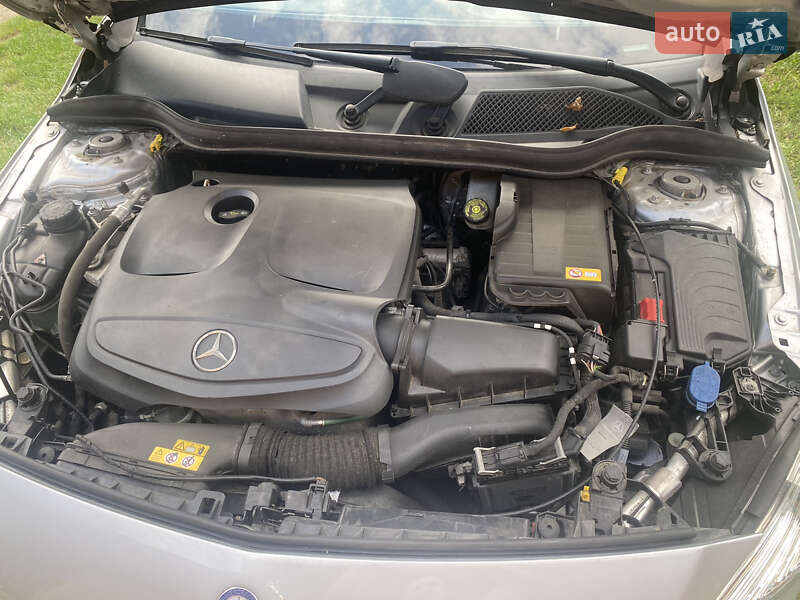 Хэтчбек Mercedes-Benz A-Class 2012 в Ивано-Франковске