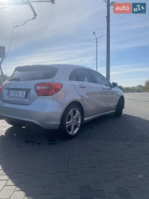 Хэтчбек Mercedes-Benz A-Class 2012 в Ивано-Франковске