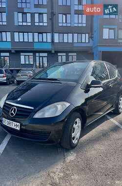Хэтчбек Mercedes-Benz A-Class 2010 в 