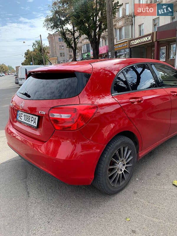 Хэтчбек Mercedes-Benz A-Class 2013 в Кривом Роге