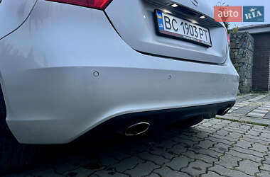 Хетчбек Mercedes-Benz A-Class 2015 в 