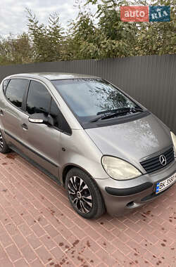 Хэтчбек Mercedes-Benz A-Class 2003 в Сарнах