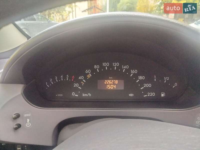 Хэтчбек Mercedes-Benz A-Class 2000 в Виннице