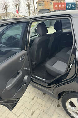 Хэтчбек Mercedes-Benz A-Class 2006 в 