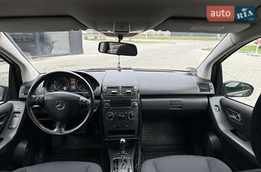 Хэтчбек Mercedes-Benz A-Class 2006 в 