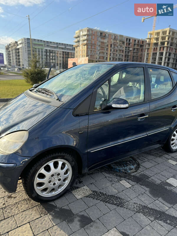 Купе Mercedes-Benz A-Class 2004 в Ужгороде