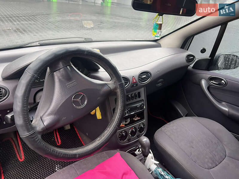 Хетчбек Mercedes-Benz A-Class 2001 в Чернівцях