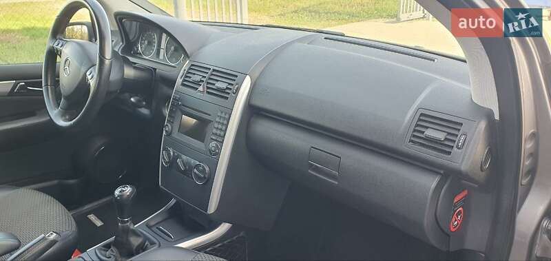 Хетчбек Mercedes-Benz A-Class 2012 в Ужгороді
