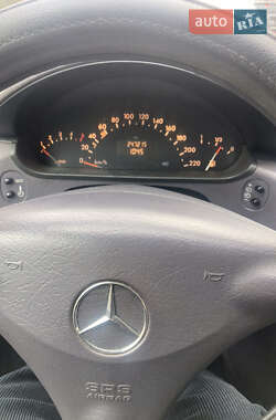 Хэтчбек Mercedes-Benz A-Class 2002 в Киеве