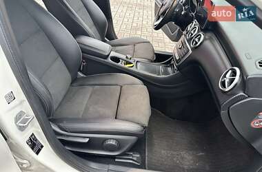 Хэтчбек Mercedes-Benz A-Class 2017 в 