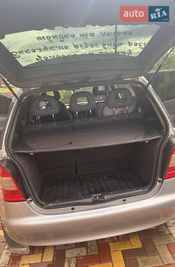 Хэтчбек Mercedes-Benz A-Class 2000 в 