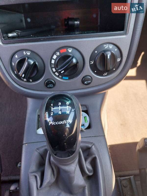 Хэтчбек Mercedes-Benz A-Class 2003 в Луцке фото 15 Хэтчбек Mercedes-Benz A-Class 2003 в Луцке