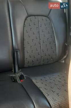 Хэтчбек Mercedes-Benz A-Class 2000 в 