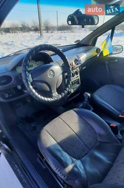 Хэтчбек Mercedes-Benz A-Class 2000 в 