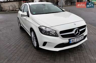 Хэтчбек Mercedes-Benz A-Class 2015 в Днепре