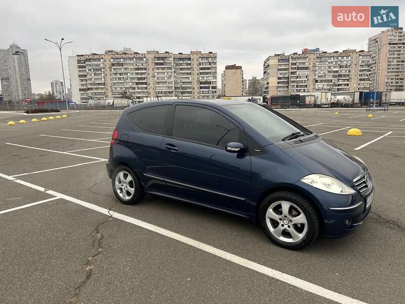 Купе Mercedes-Benz A-Class 2007 в Києві