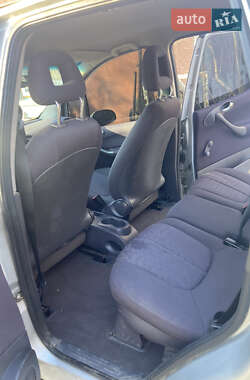 Хэтчбек Mercedes-Benz A-Class 2002 в 