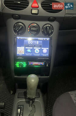 Хэтчбек Mercedes-Benz A-Class 2001 в 
