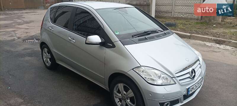 Хетчбек Mercedes-Benz A-Class 2010 в Житомирі