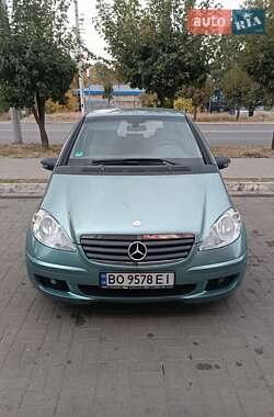 Хэтчбек Mercedes-Benz A-Class 2004 в 