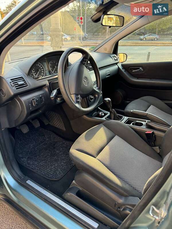 Хэтчбек Mercedes-Benz A-Class 2004 в Харькове