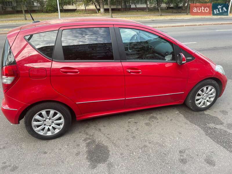 Хэтчбек Mercedes-Benz A-Class 2011 в Киеве фото 15 Хэтчбек Mercedes-Benz A-Class 2011 в Киеве