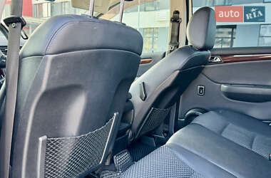Хэтчбек Mercedes-Benz A-Class 2010 в 