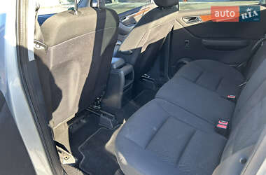 Хэтчбек Mercedes-Benz A-Class 2005 в 