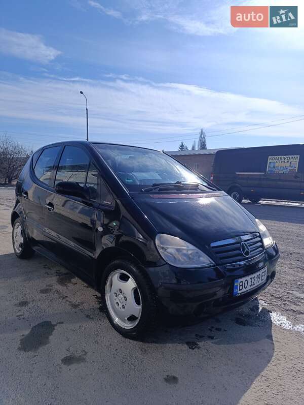 Хэтчбек Mercedes-Benz A-Class 2000 в 
