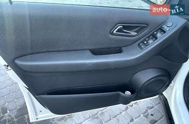 Хетчбек Mercedes-Benz A-Class 2011 в Житомирі