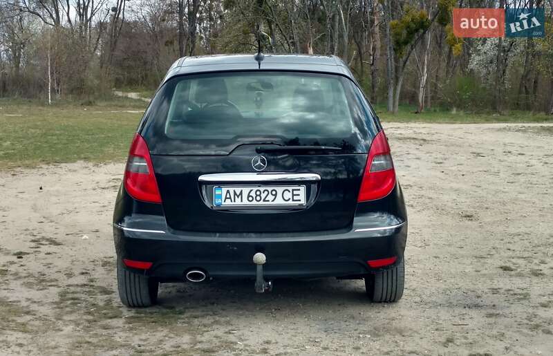 Хэтчбек Mercedes-Benz A-Class 2010 в Житомире