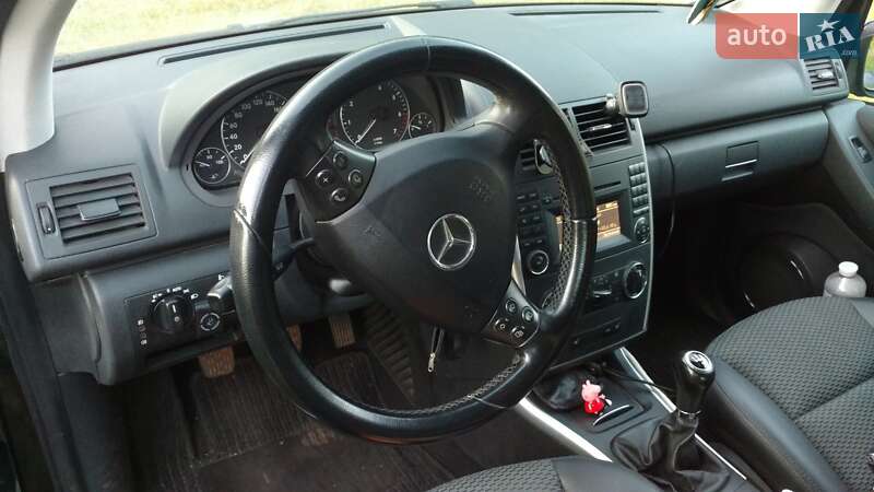 Хэтчбек Mercedes-Benz A-Class 2010 в Житомире