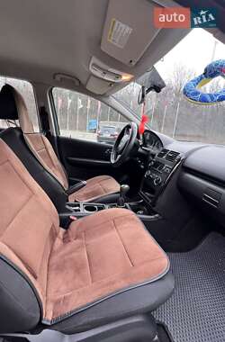 Хэтчбек Mercedes-Benz A-Class 2005 в 