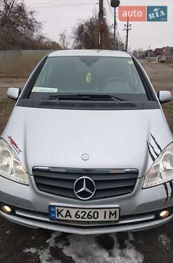 Хетчбек Mercedes-Benz A-Class 2009 в 