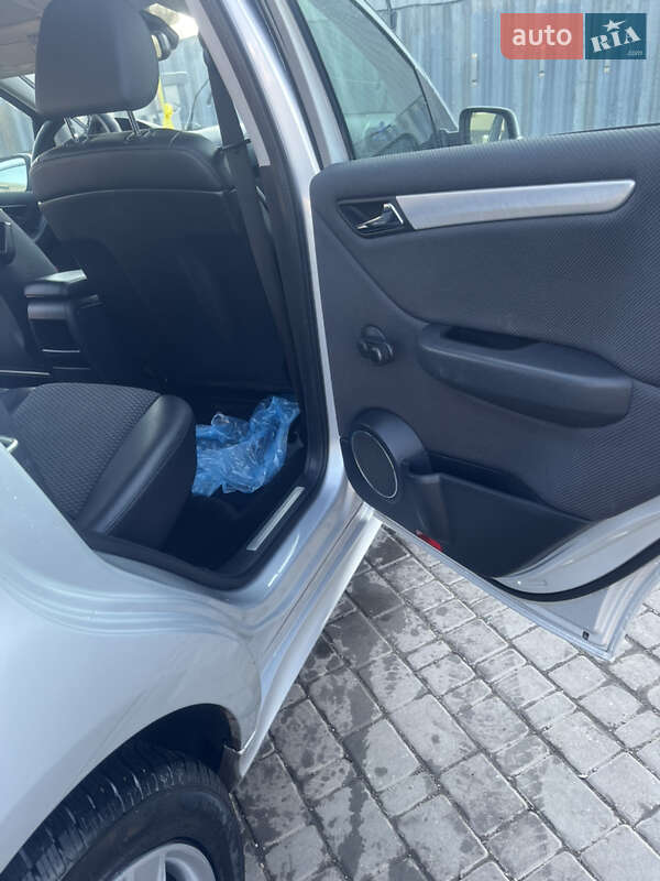 Хэтчбек Mercedes-Benz A-Class 2008 в Одессе фото 32 Хэтчбек Mercedes-Benz A-Class 2008 в Одессе