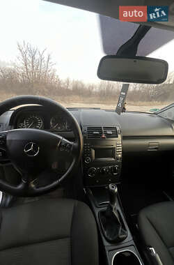 Хэтчбек Mercedes-Benz A-Class 2008 в 