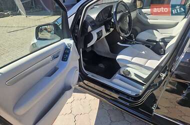 Хэтчбек Mercedes-Benz A-Class 2009 в 