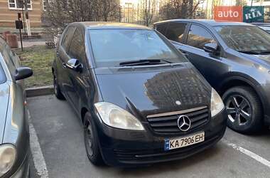 Хэтчбек Mercedes-Benz A-Class 2010 в 
