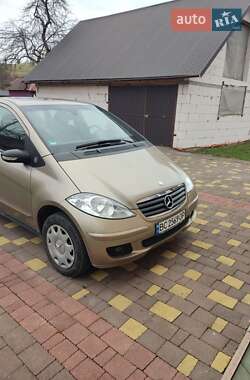 Хетчбек Mercedes-Benz A-Class 2007 в 