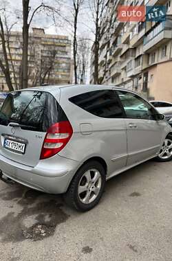 Хэтчбек Mercedes-Benz A-Class 2005 в 
