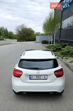 Хэтчбек Mercedes-Benz A-Class 2013 в 