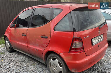 Хетчбек Mercedes-Benz A-Class 1999 в 