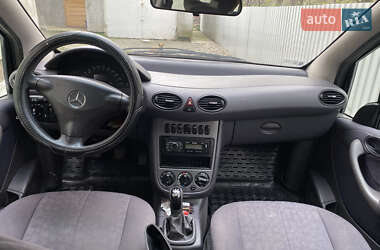 Хетчбек Mercedes-Benz A-Class 2002 в 