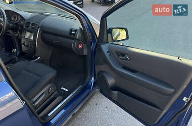 Хэтчбек Mercedes-Benz A-Class 2012 в 