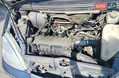 Хетчбек Mercedes-Benz A-Class 2001 в 