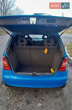 Хэтчбек Mercedes-Benz A-Class 1998 в 