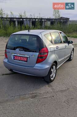 Хэтчбек Mercedes-Benz A-Class 2007 в 